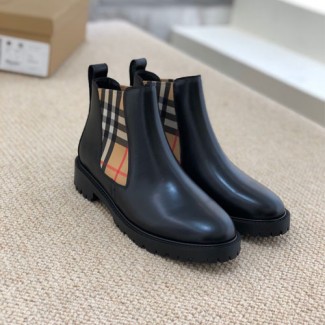 버버리 신상 부츠 80109643 블랙