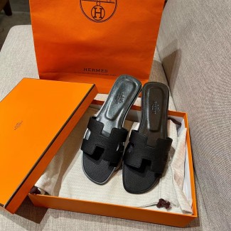 에르메스 오란 샌들 H35110-18 (한치수 작게 나옴)