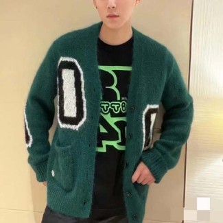 루이비통  남여공용 가디건  M10160