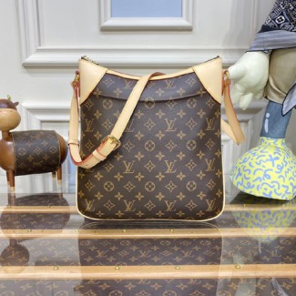 루이비통 오데온 MM  M56389