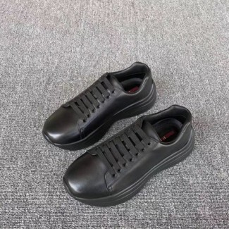 프라다 남성용 신상 스니커즈 F0690