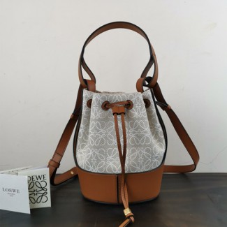 로에베 벌룬 스몰 버킷백 562221