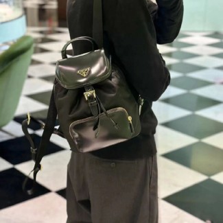 프라다 리나일론 브러시드 백팩 1BZ074