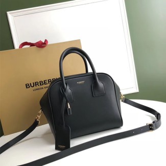 버버리 스몰 가죽 큐브 백 80159141 블랙