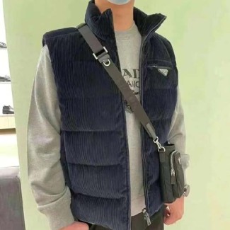 프라다 남여공용 패딩조끼  3A544-2