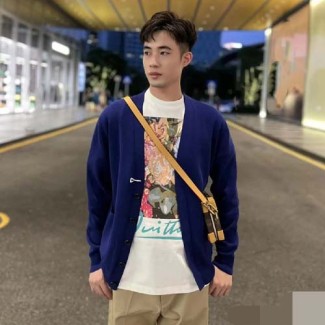 루이비통  남여공용 가디건  M10161