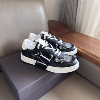 발렌티노 남여공용 스니커즈 V0942-4