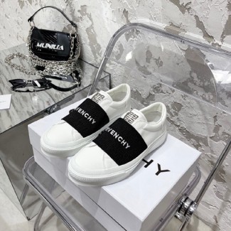 지방시 남여공용 스니커즈 GV390700-1