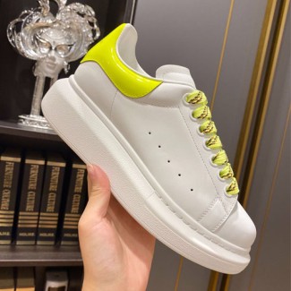 알렉산더맥퀸 오버사이즈 스니커즈 586406