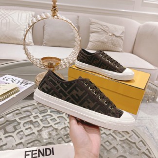 펜디 남여공용 스니커즈 FD46224-4