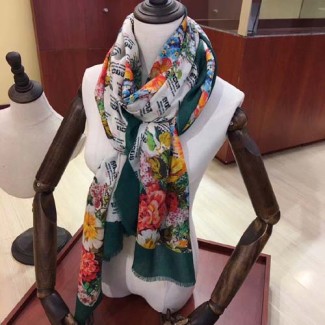 구찌 신상 스카프 G3667